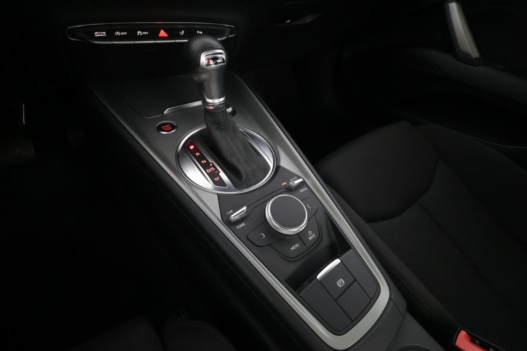 AUDI TT 2023
