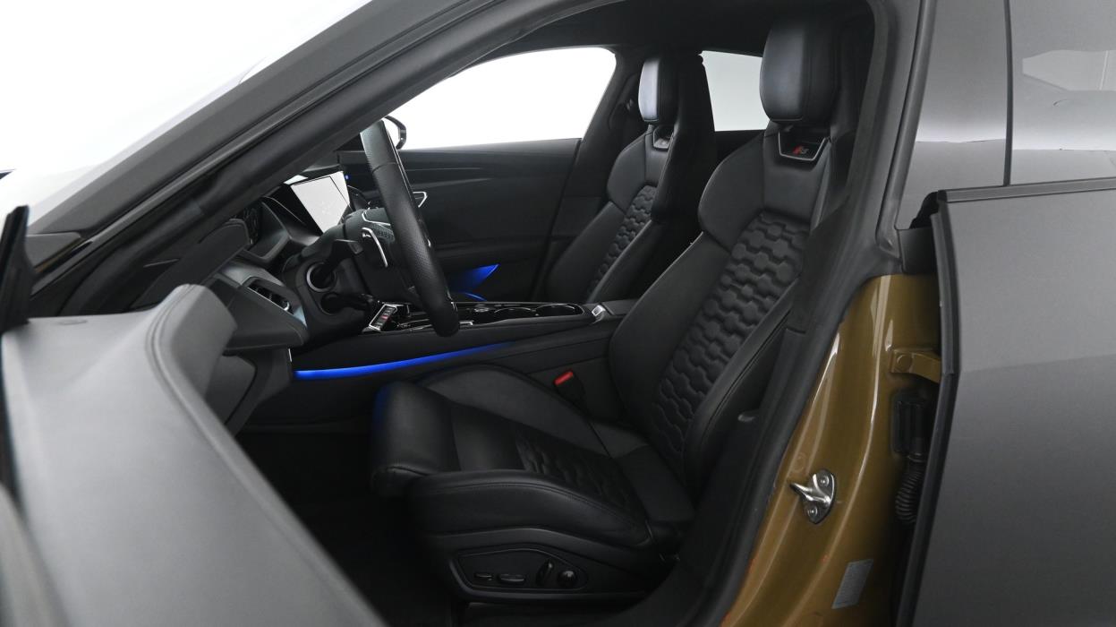 AUDI E-TRON GT RS 2022