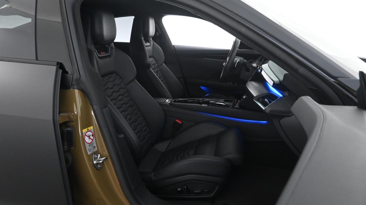 AUDI E-TRON GT RS 2022