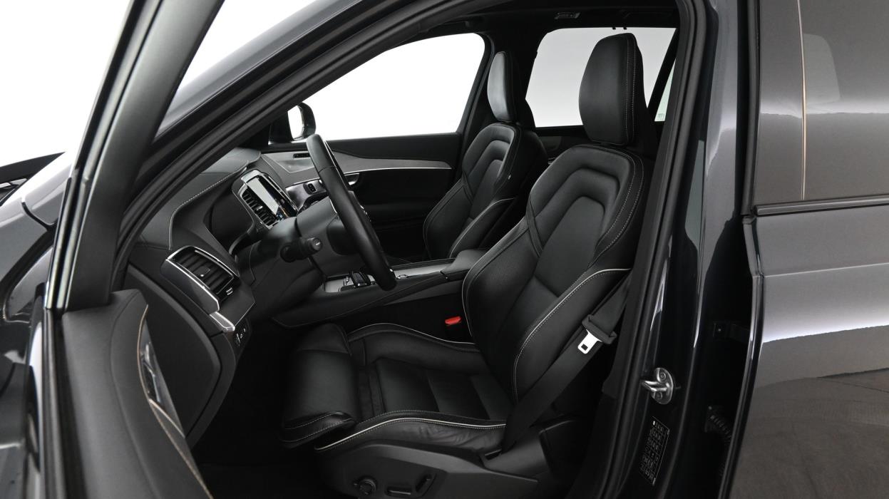 VOLVO XC90 2022