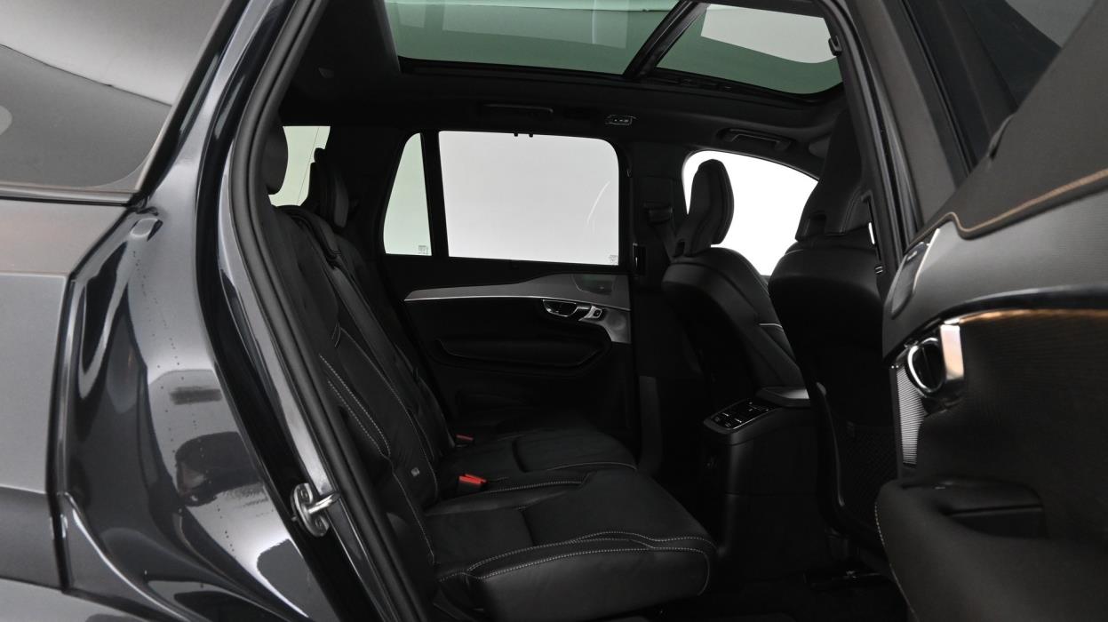 VOLVO XC90 2022