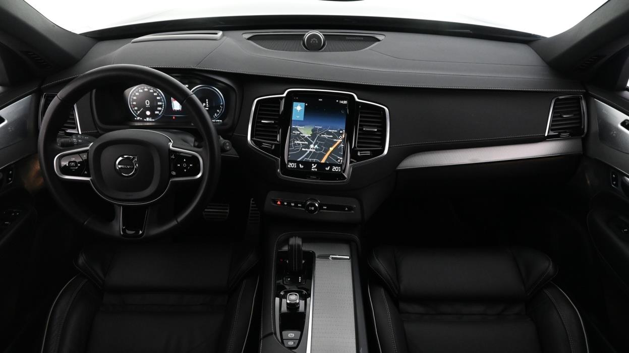 VOLVO XC90 2022