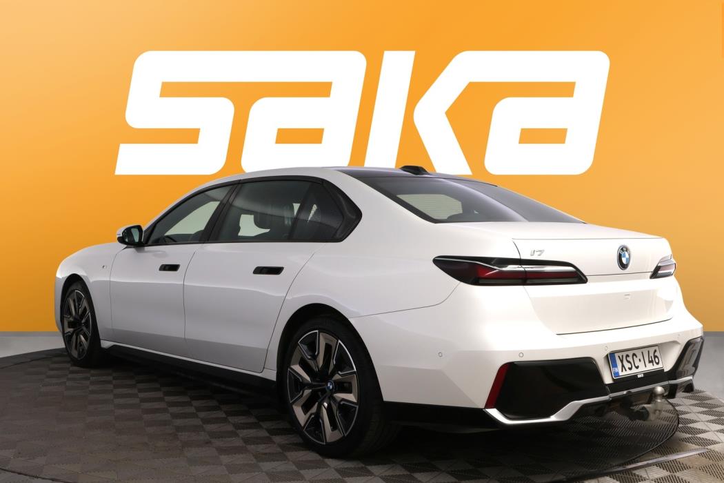 BMW i7 2022