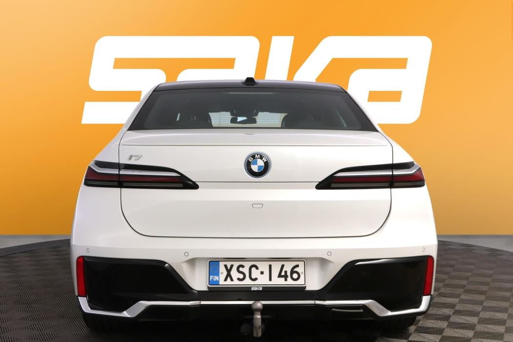 BMW i7 2022