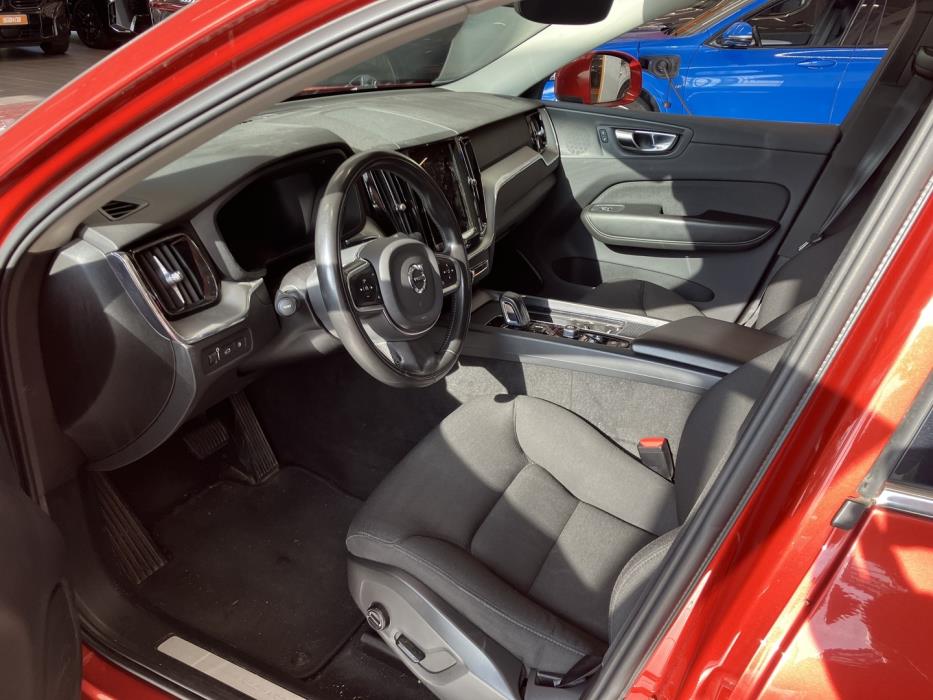 VOLVO XC60 2021