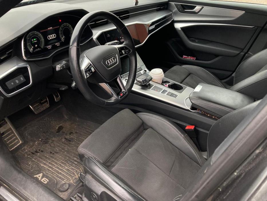 AUDI A6 2021