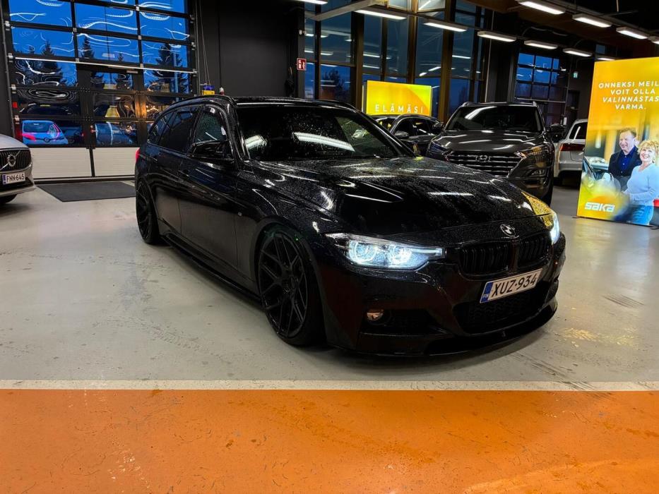 BMW 330 2014