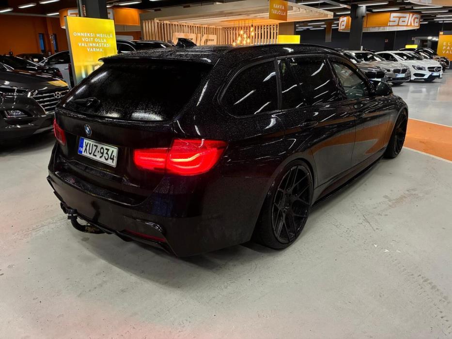 BMW 330 2014