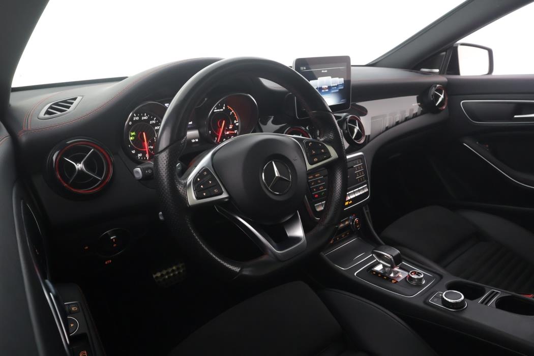 MERCEDES-BENZ CLA 45 AMG 2018