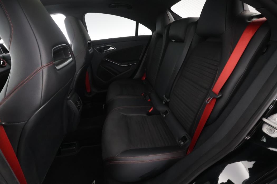 MERCEDES-BENZ CLA 45 AMG 2018