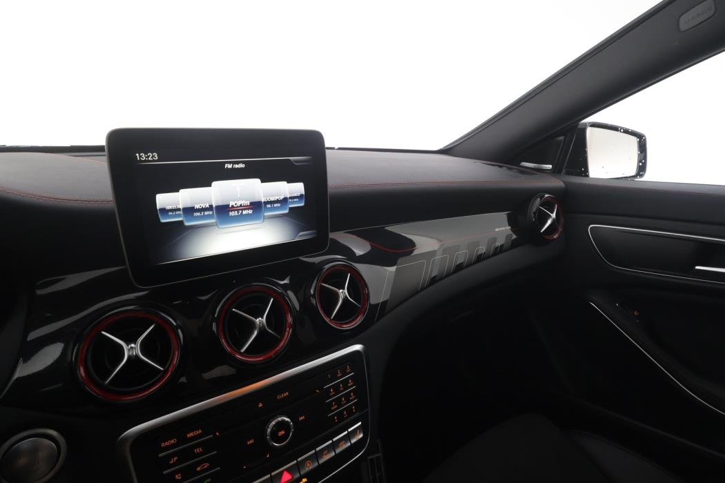 MERCEDES-BENZ CLA 45 AMG 2018