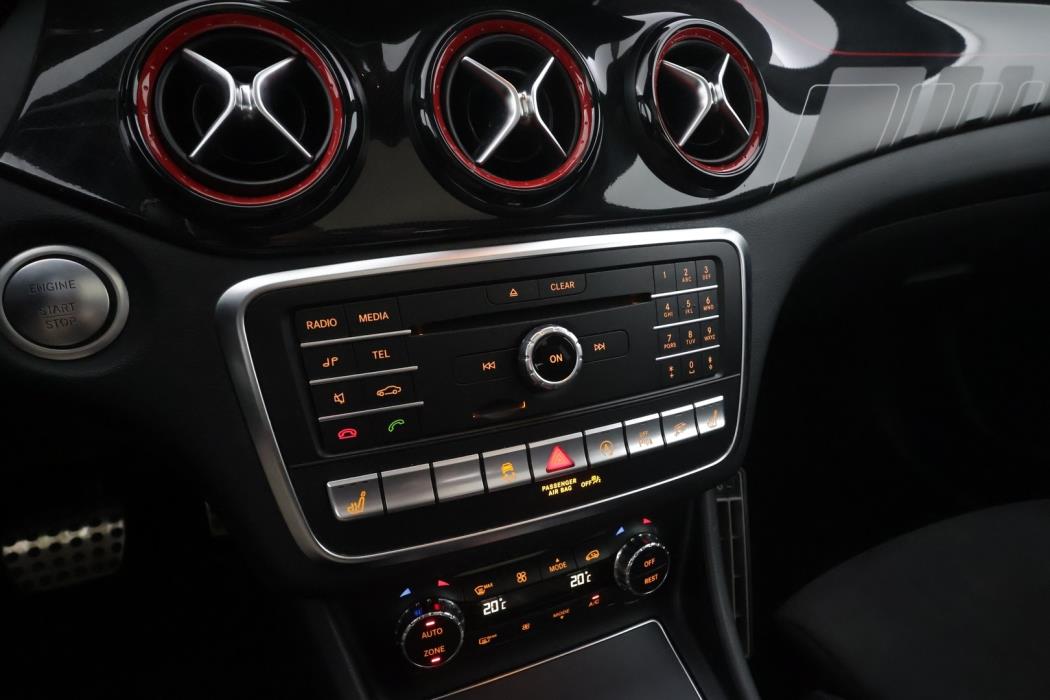 MERCEDES-BENZ CLA 45 AMG 2018