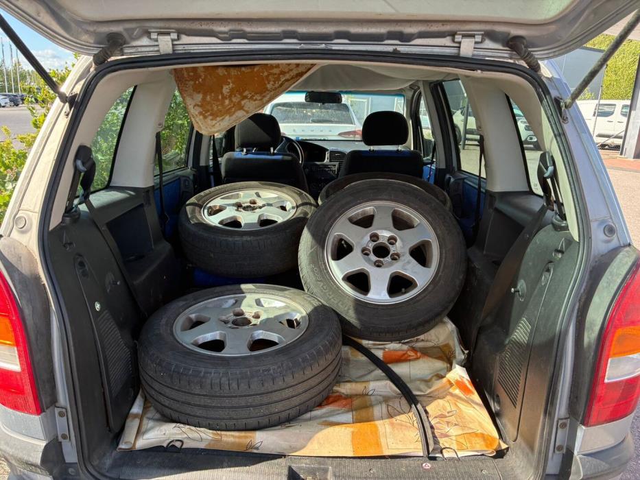 OPEL Zafira 2002