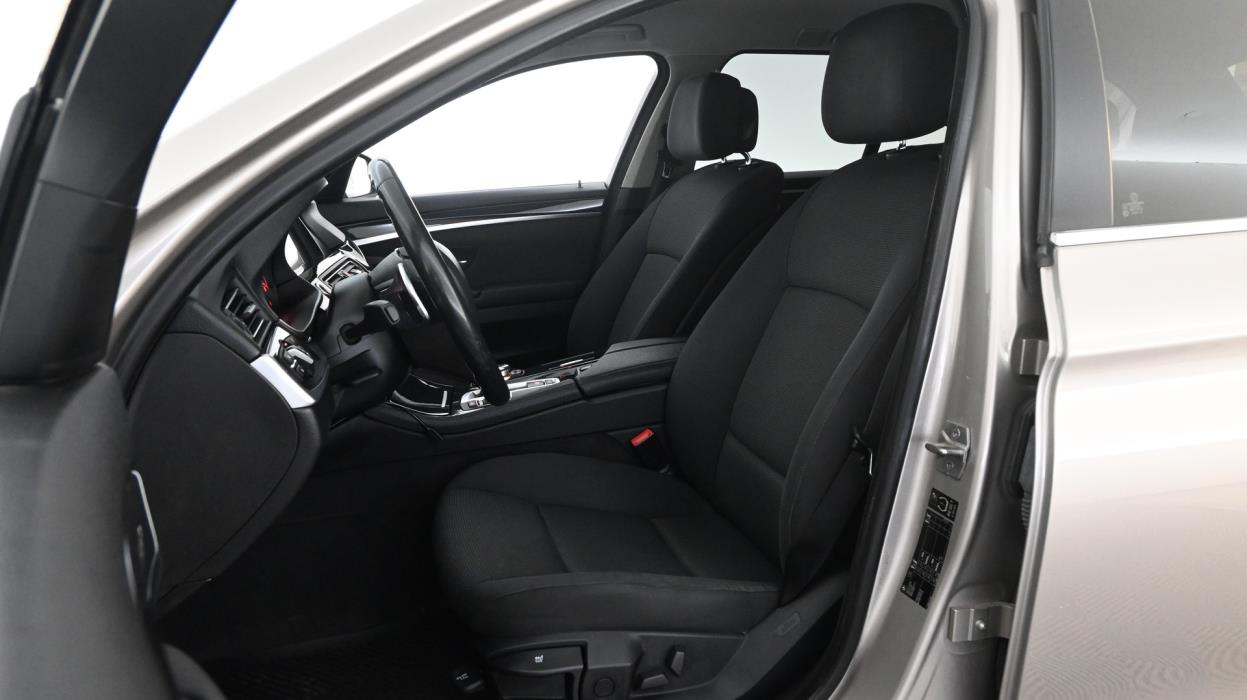 BMW 520 2012
