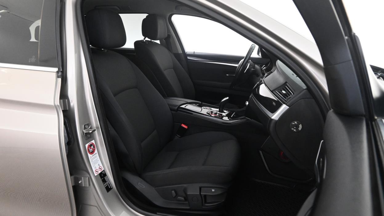 BMW 520 2012