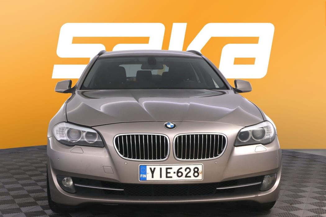 BMW 520 2012