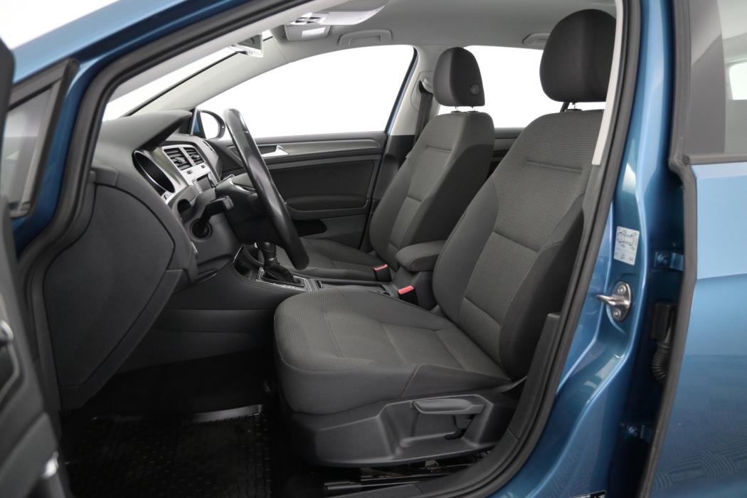 VOLKSWAGEN Golf 2013