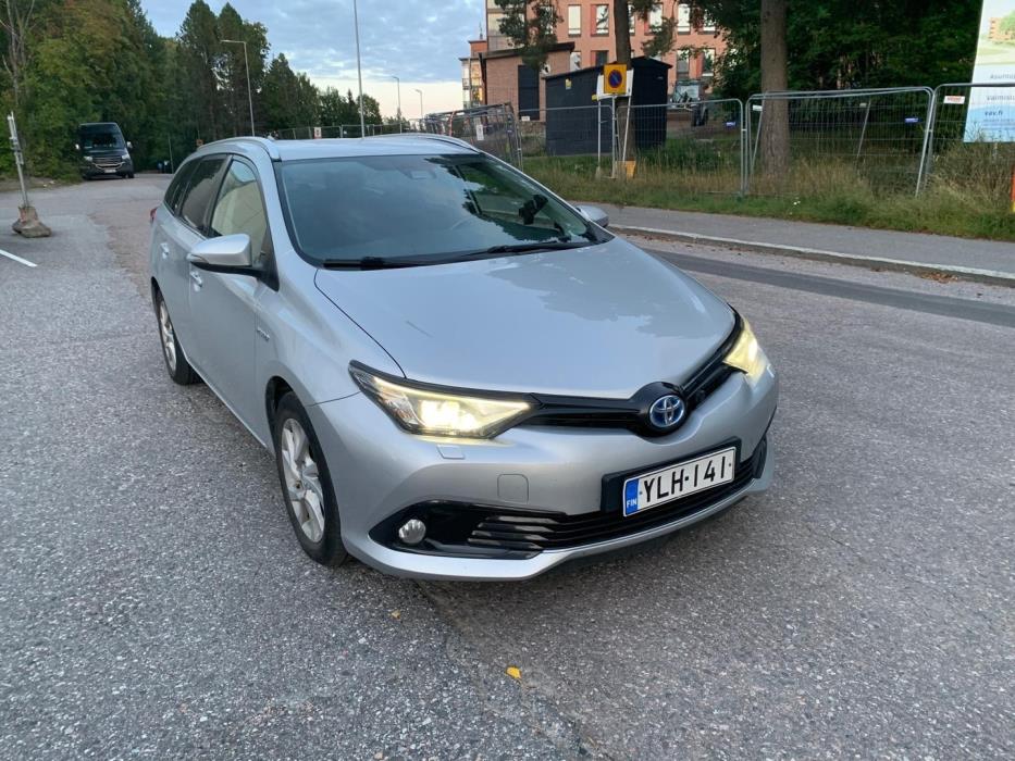 TOYOTA Auris 2019