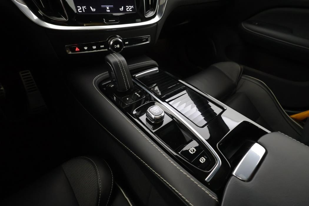 VOLVO S60 2022