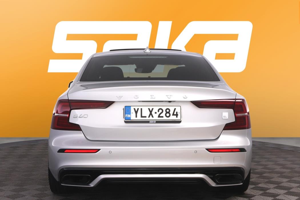 VOLVO S60 2022
