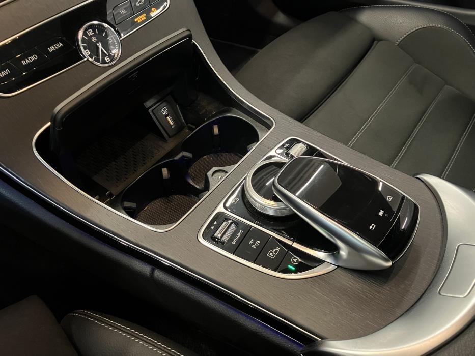 MERCEDES-BENZ C 2020
