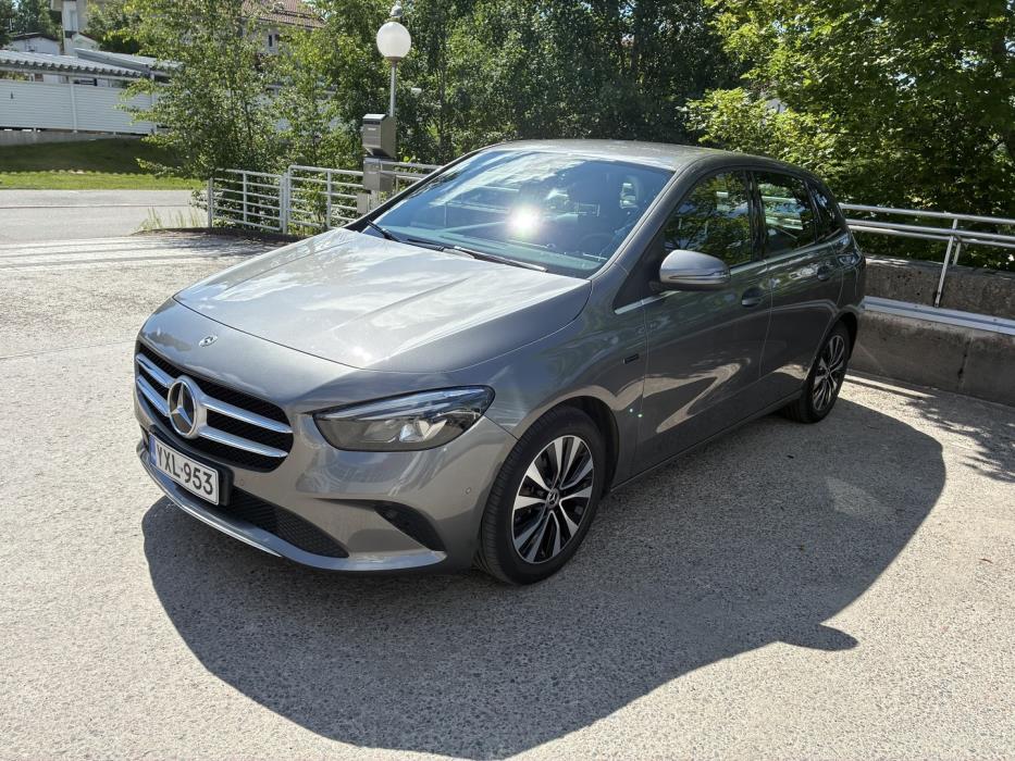 MERCEDES-BENZ B 2021