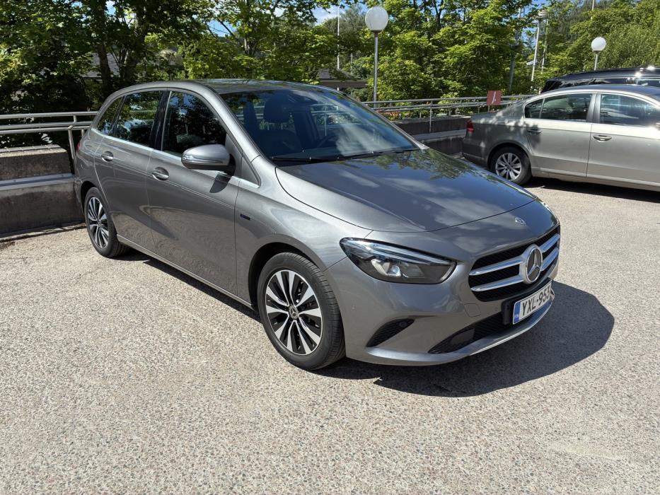 MERCEDES-BENZ B 2021