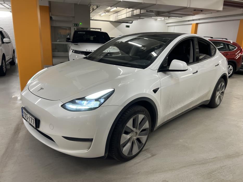 TESLA Model Y 2022