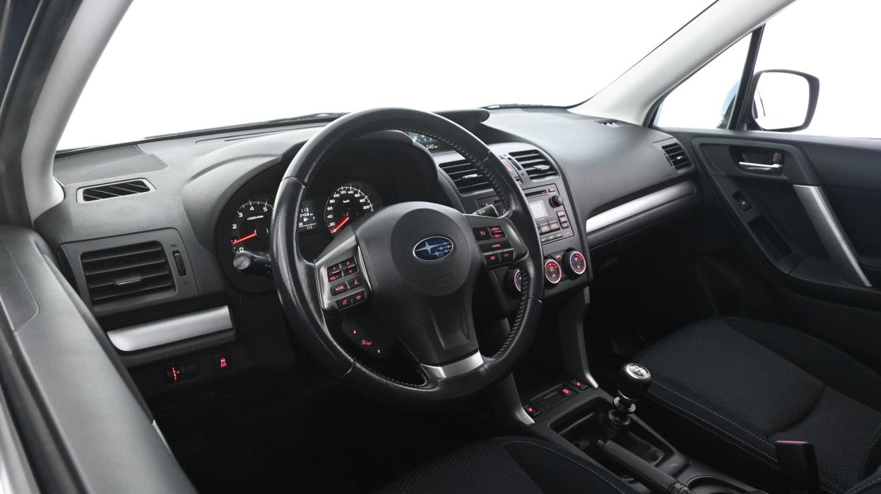 SUBARU Forester 2014