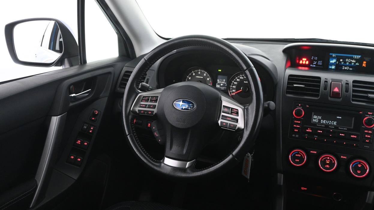 SUBARU Forester 2014