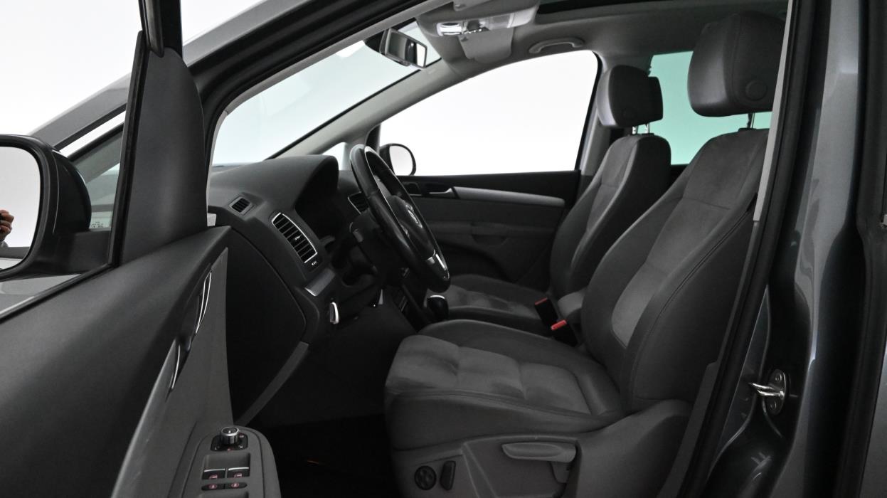 VOLKSWAGEN Sharan 2014