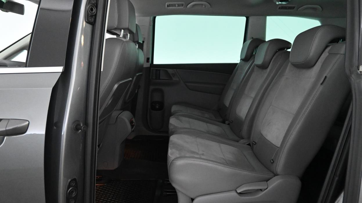 VOLKSWAGEN Sharan 2014