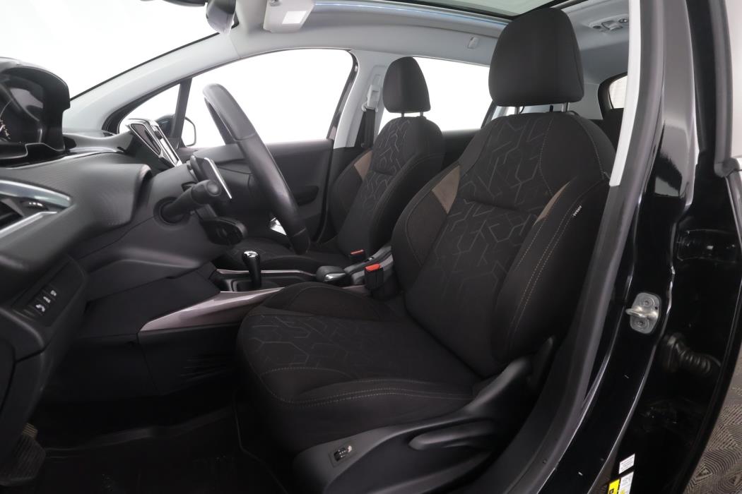 PEUGEOT 2008 2016