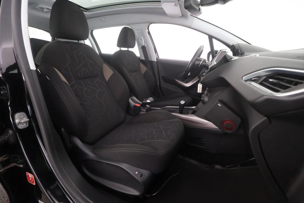 PEUGEOT 2008 2016