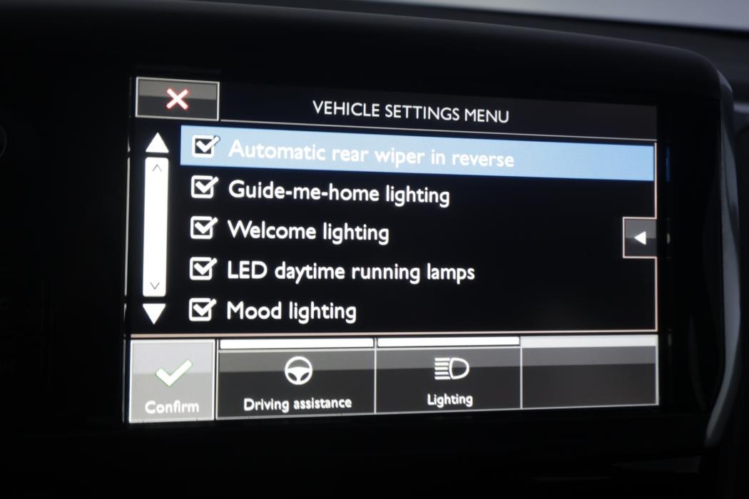 PEUGEOT 2008 2016