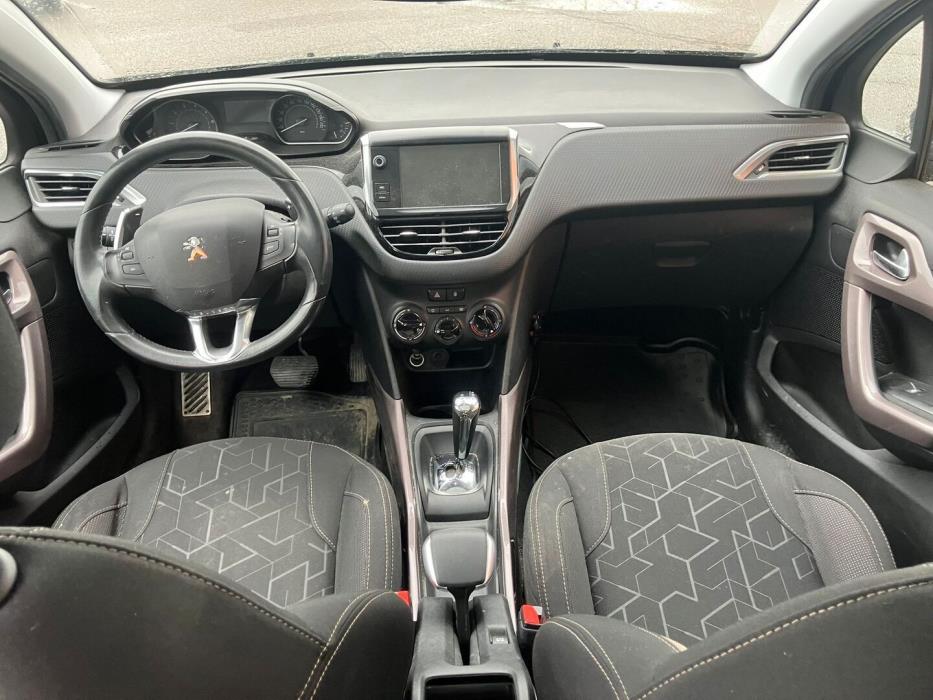 PEUGEOT 2008 2016