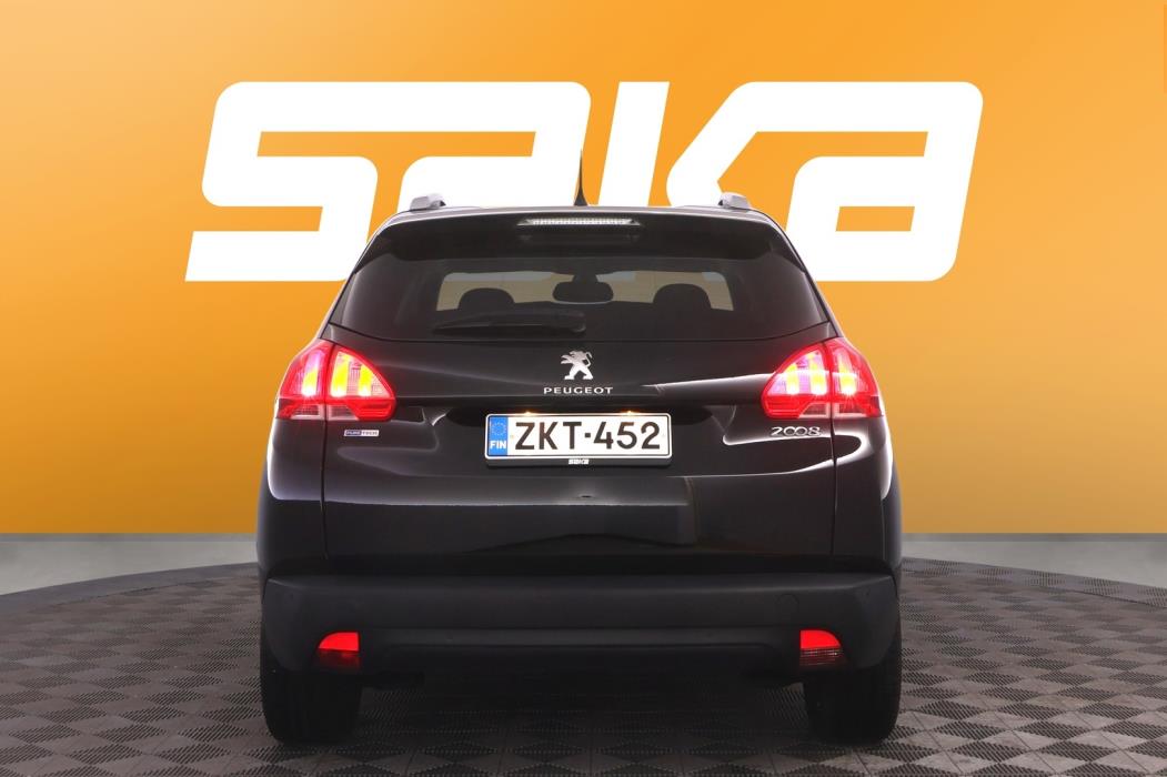 PEUGEOT 2008 2016