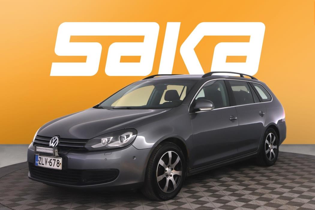 VOLKSWAGEN Golf 2010