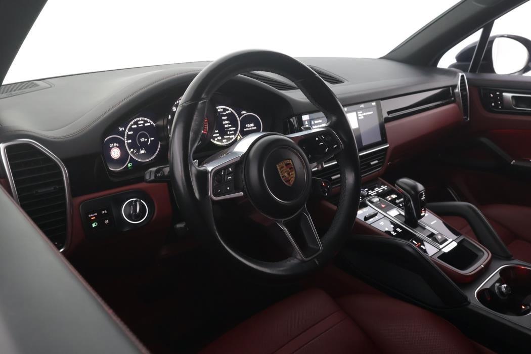 PORSCHE Cayenne 2019