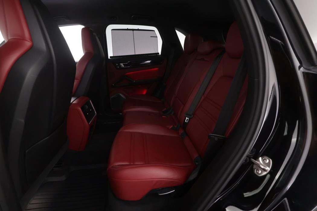 PORSCHE Cayenne 2019