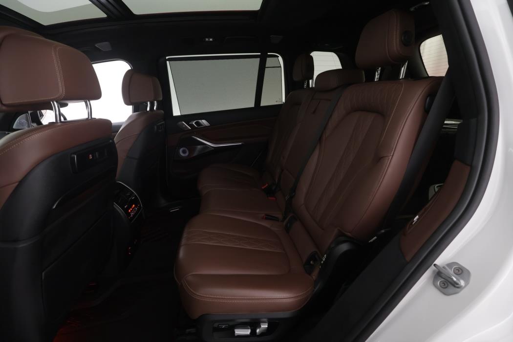 BMW X7 2019