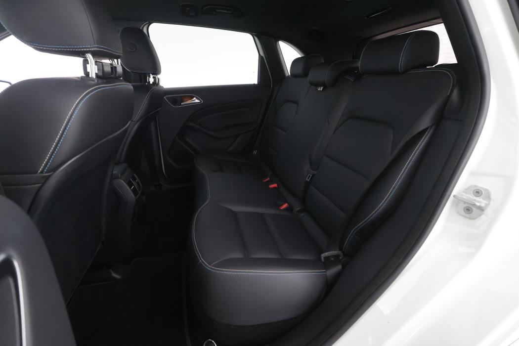 MERCEDES-BENZ B 2017