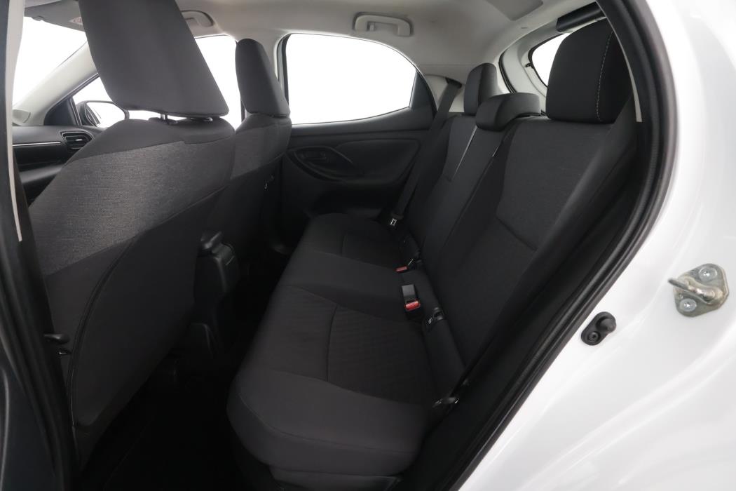TOYOTA Yaris 2021