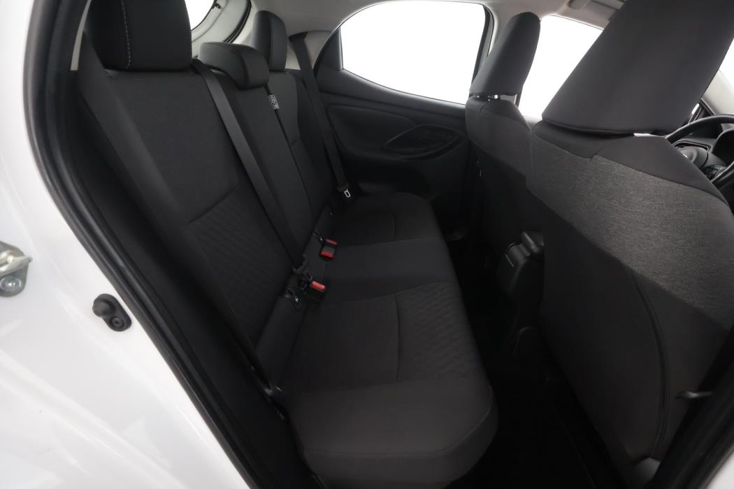 TOYOTA Yaris 2021