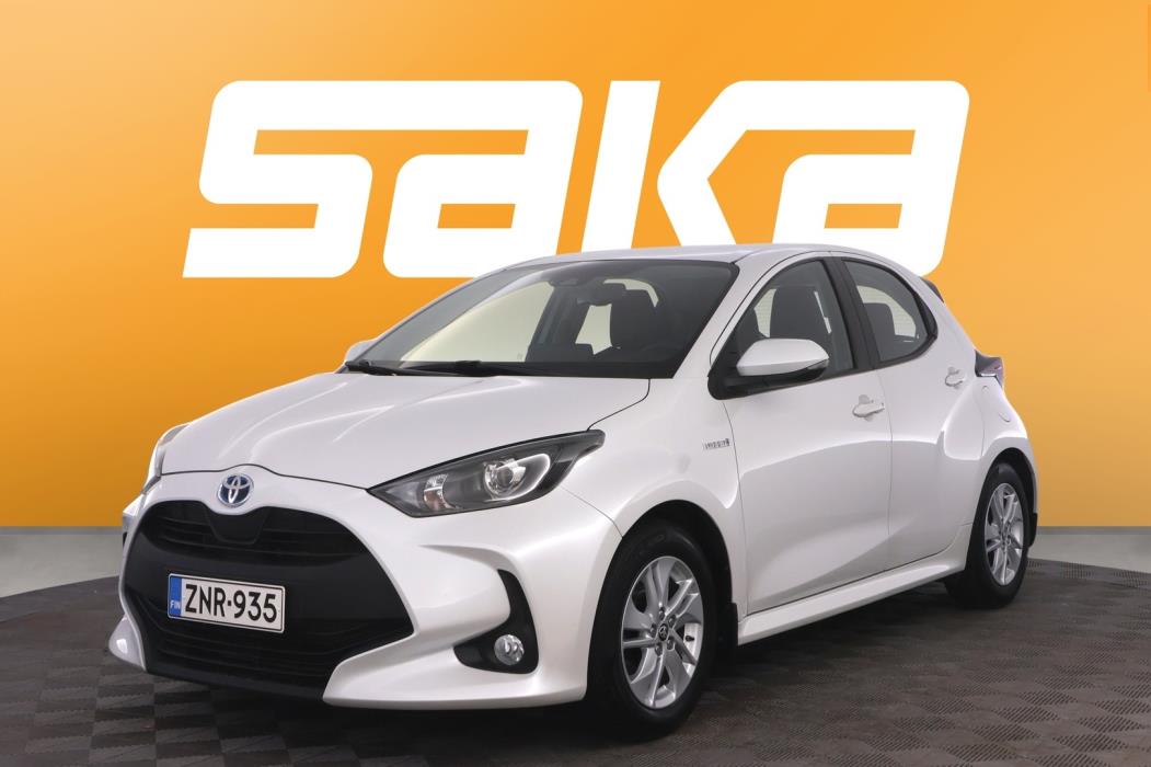 TOYOTA Yaris 2021