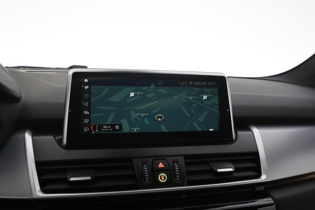 BMW 225 2018