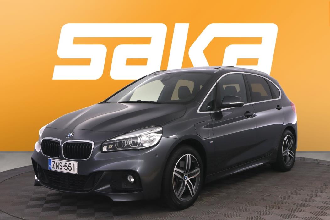 BMW 225 2018