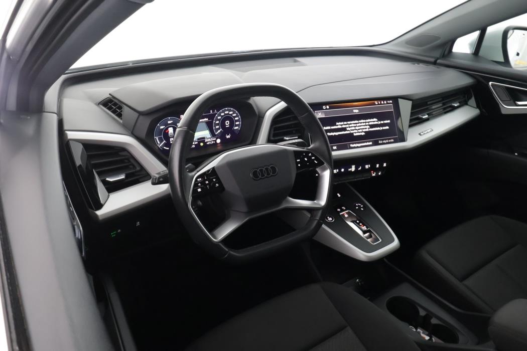 AUDI Q4 e-tron 2023