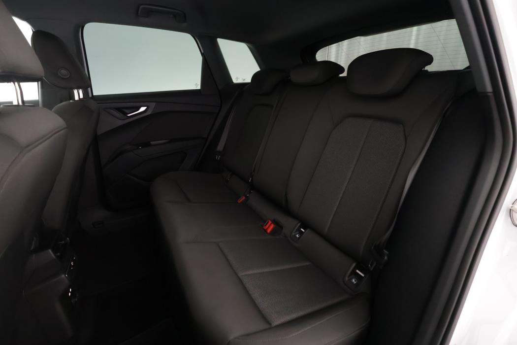 AUDI Q4 e-tron 2023