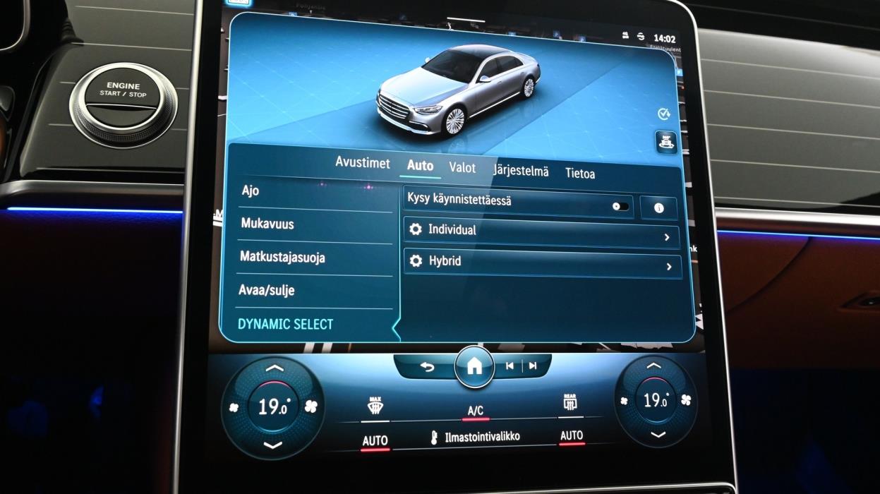 MERCEDES-BENZ S 2022